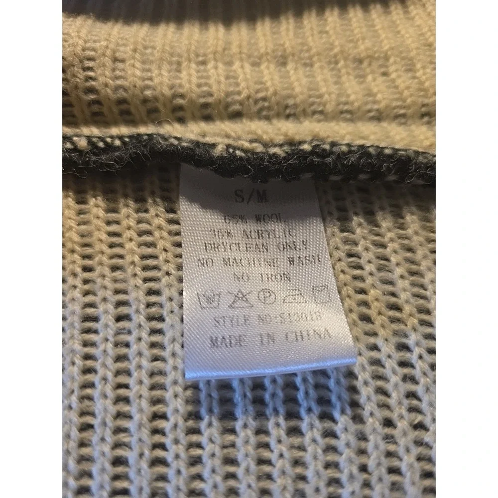 GeeGee Women's S/M Sweater Cardigan Open Front Gray Aztez Western Boho-chic